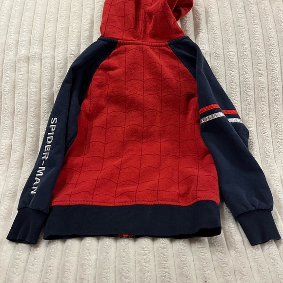 Spiderman Red Jacket with Silver Accents Boys Size 6 - Picture 6 of 6